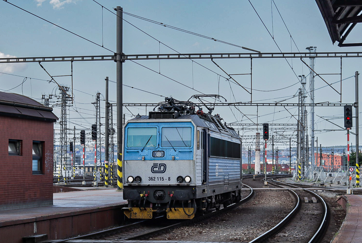 362 115-8