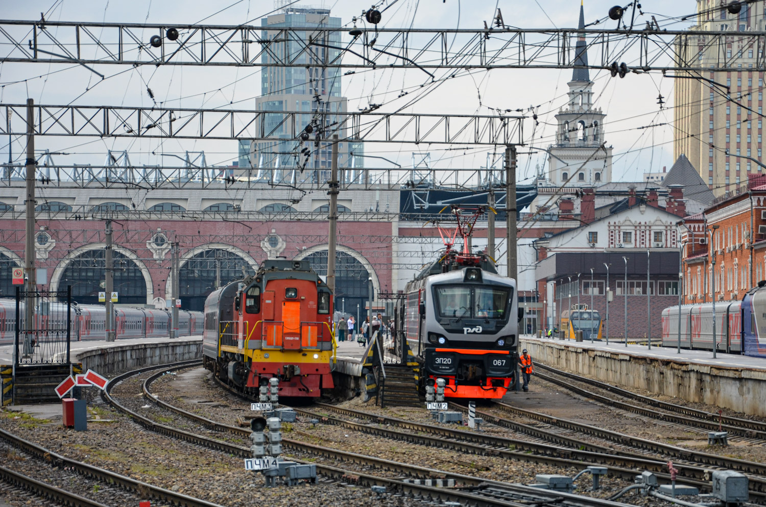 ТЭМ18ДМ-1798; ЭП20-067