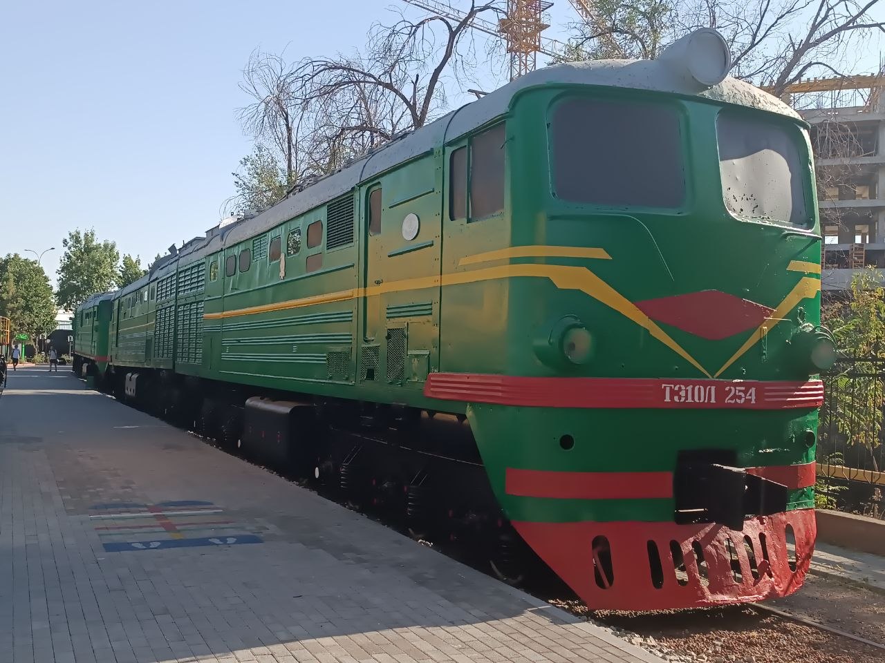 2ТЭ10Л-254