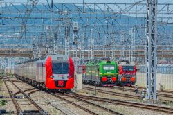 ЭС1-048 (Северо-Кавказская железная дорога); 2ЭС4К-131 (Северо-Кавказская железная дорога); 2ЭС4К-132 (Северо-Кавказская железная дорога)