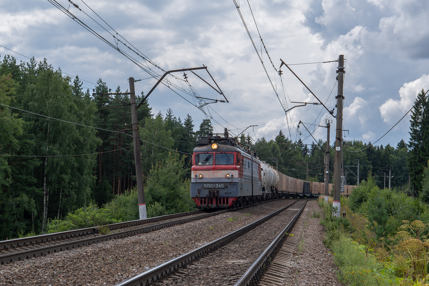 ВЛ10У-345