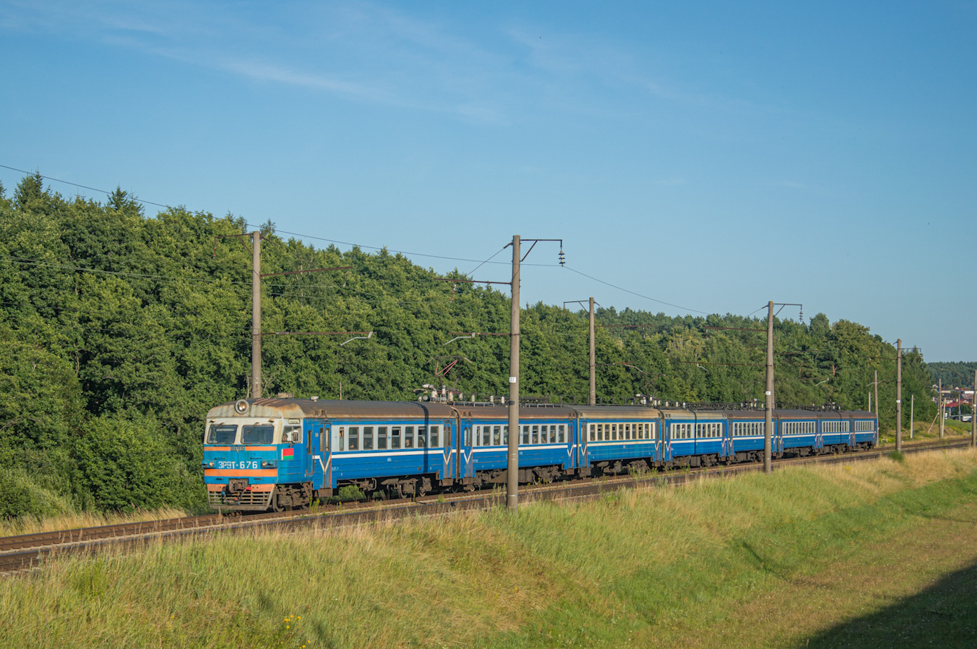 ЭР9Т-676
