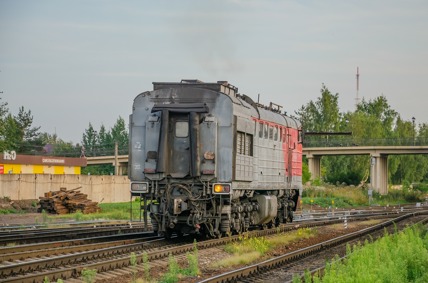 2ТЭ10УТ-0090