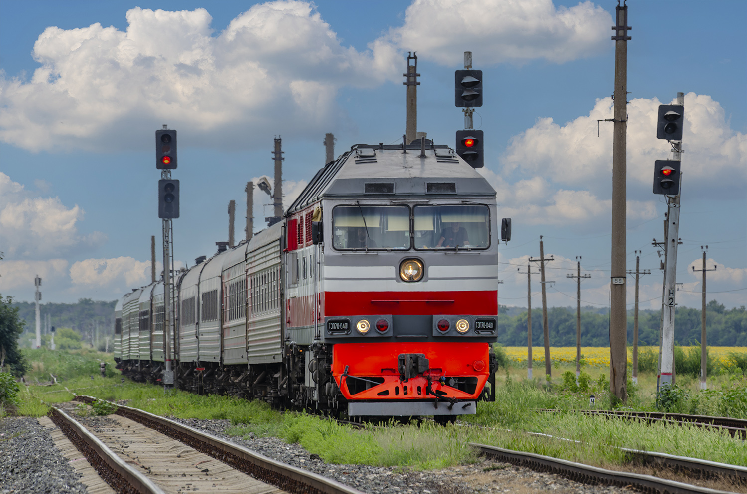 ТЭП70-0401