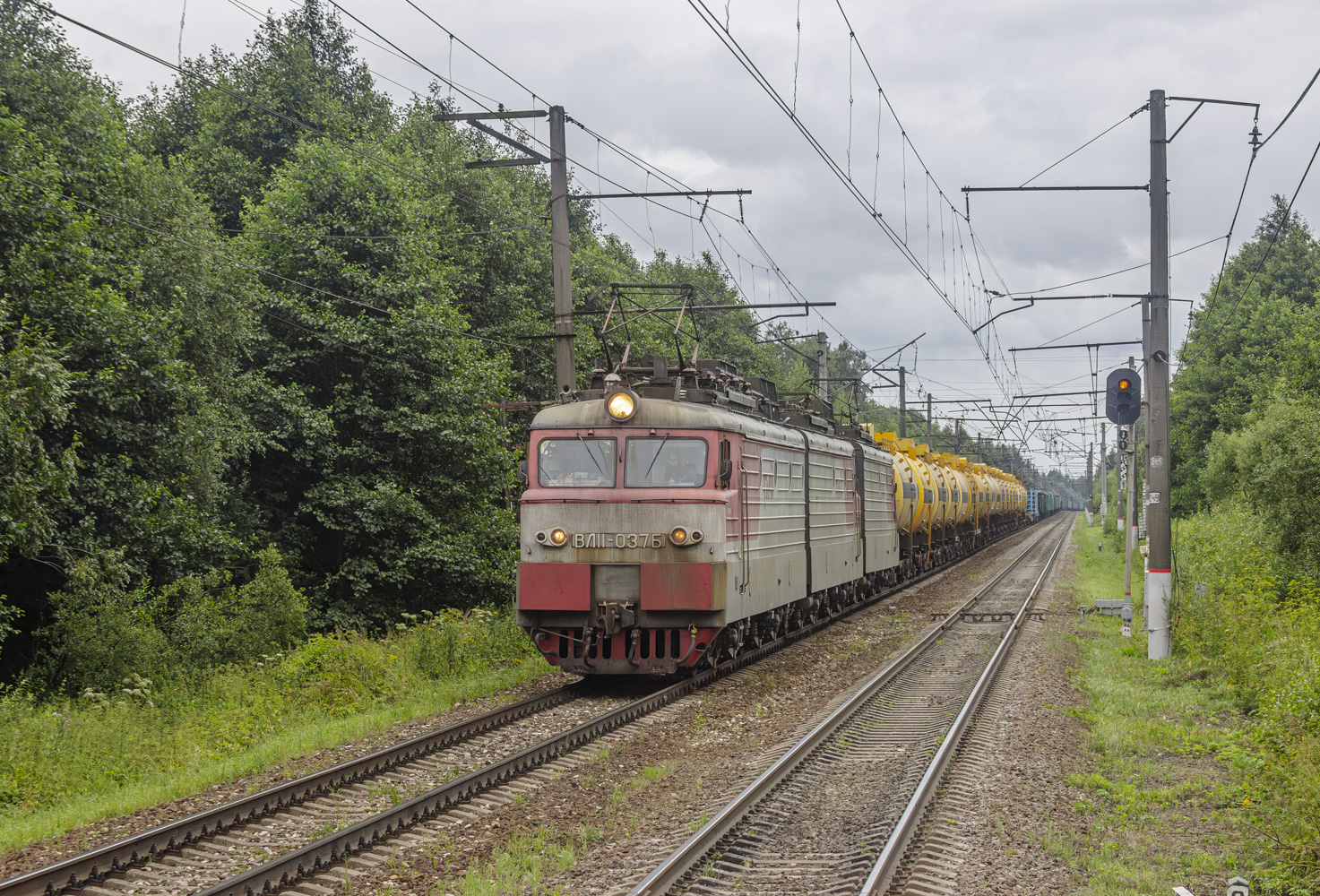 ВЛ11-037