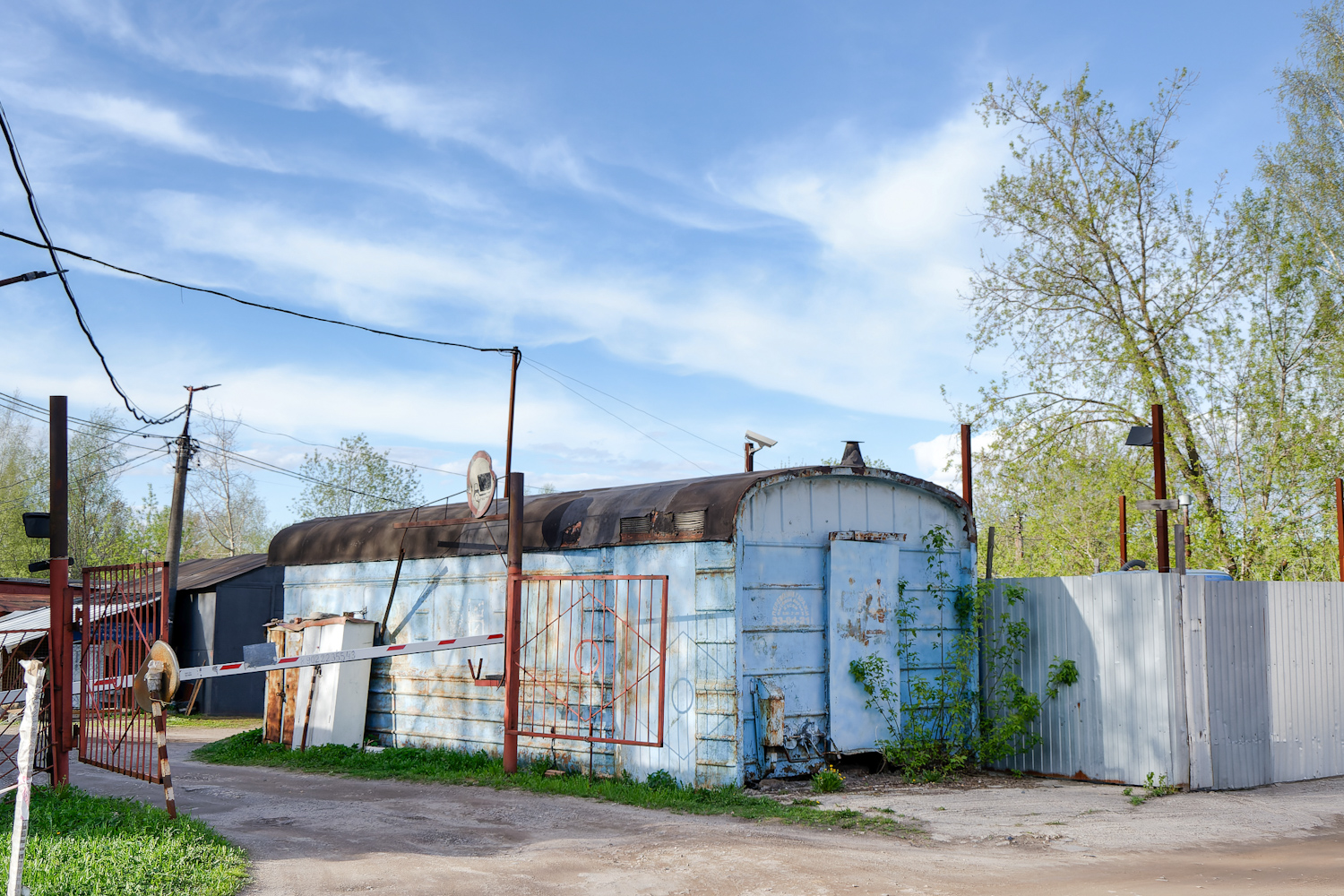 Постройки из подвижного состава