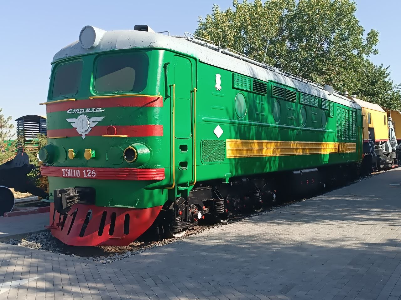 ТЭП10-126