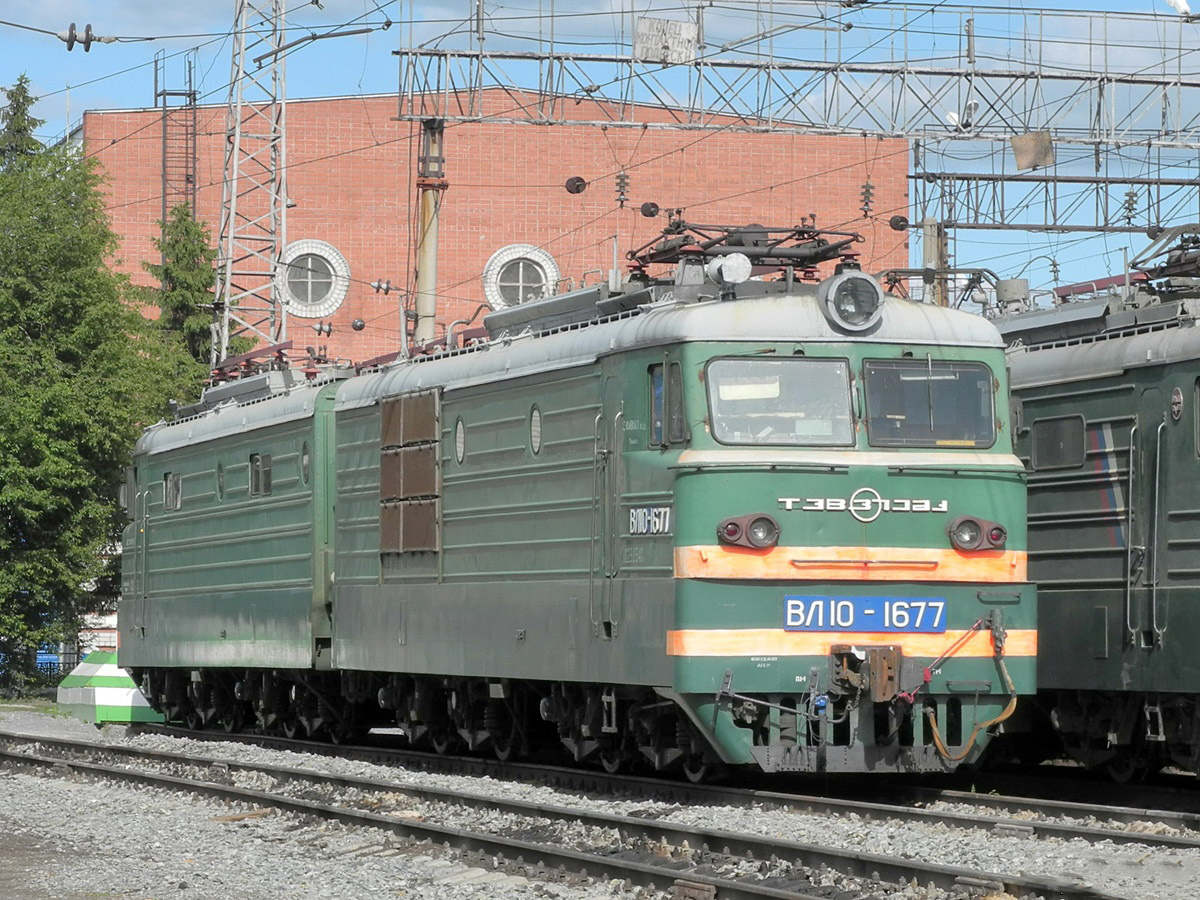 ВЛ10-1677