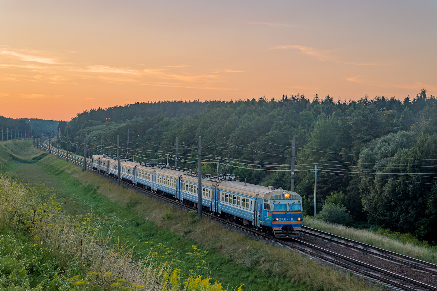 ЭР9Т-716