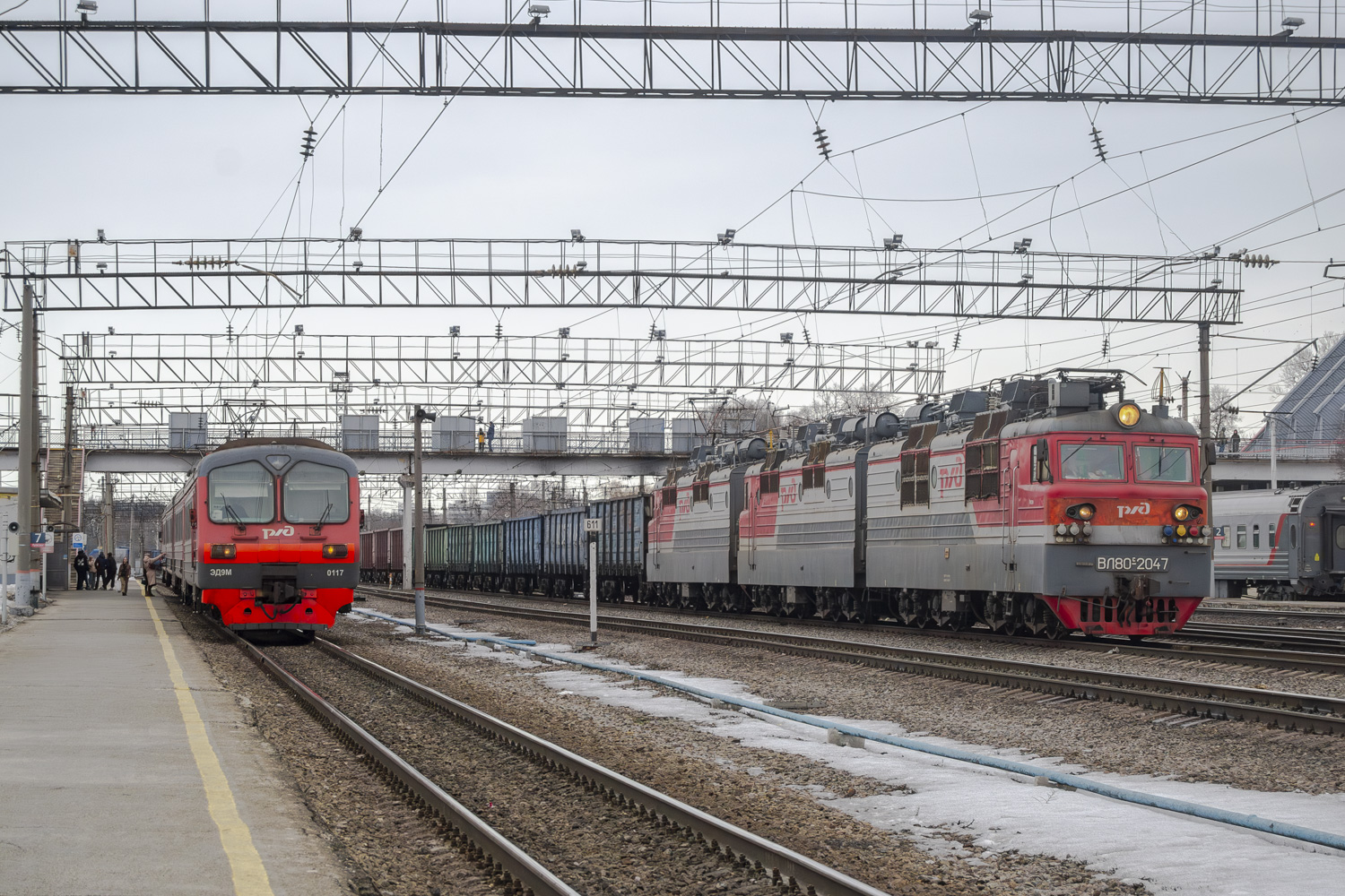 ЭД9М-0117; ВЛ80С-2047
