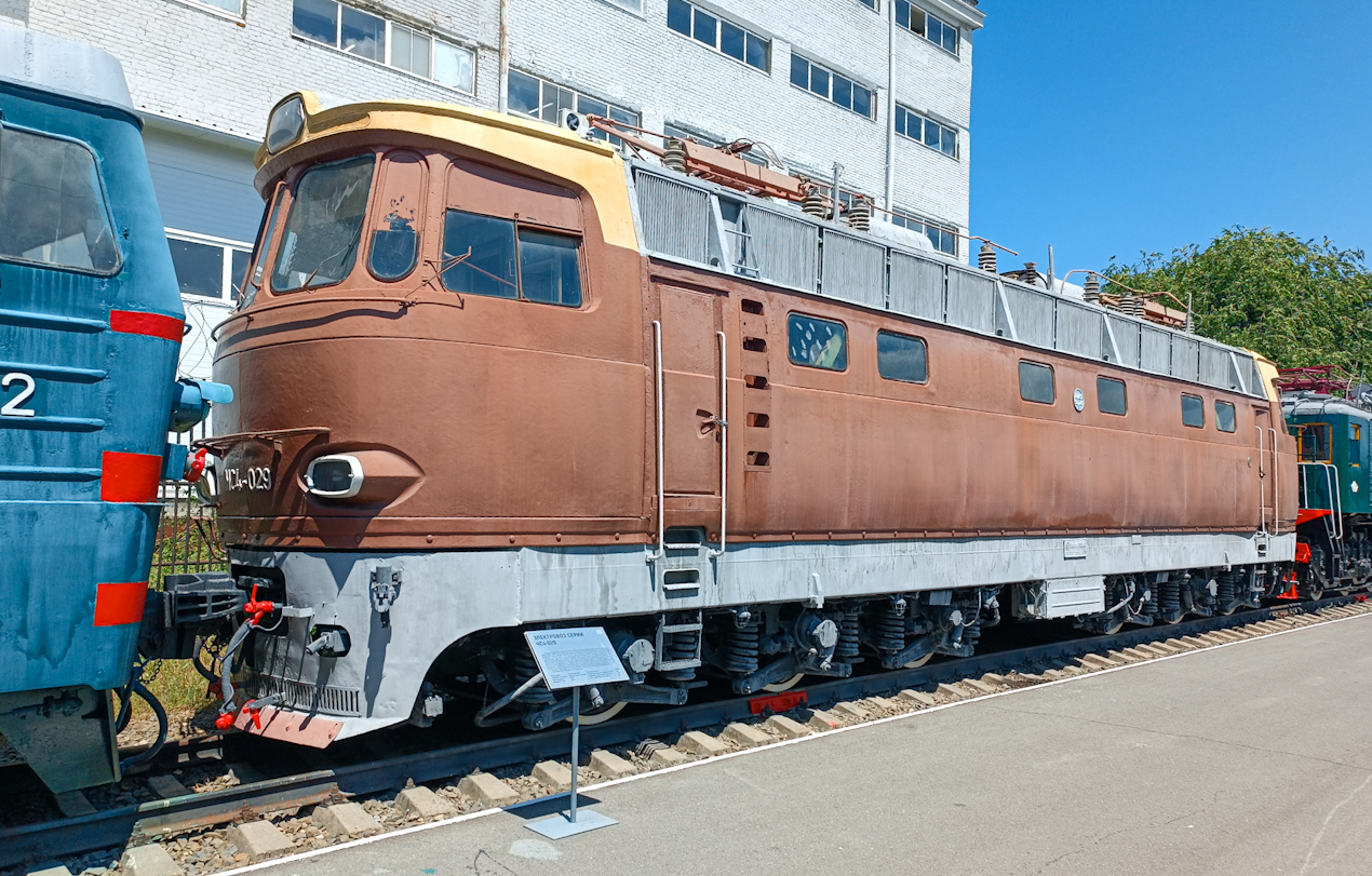 ЧС4-029