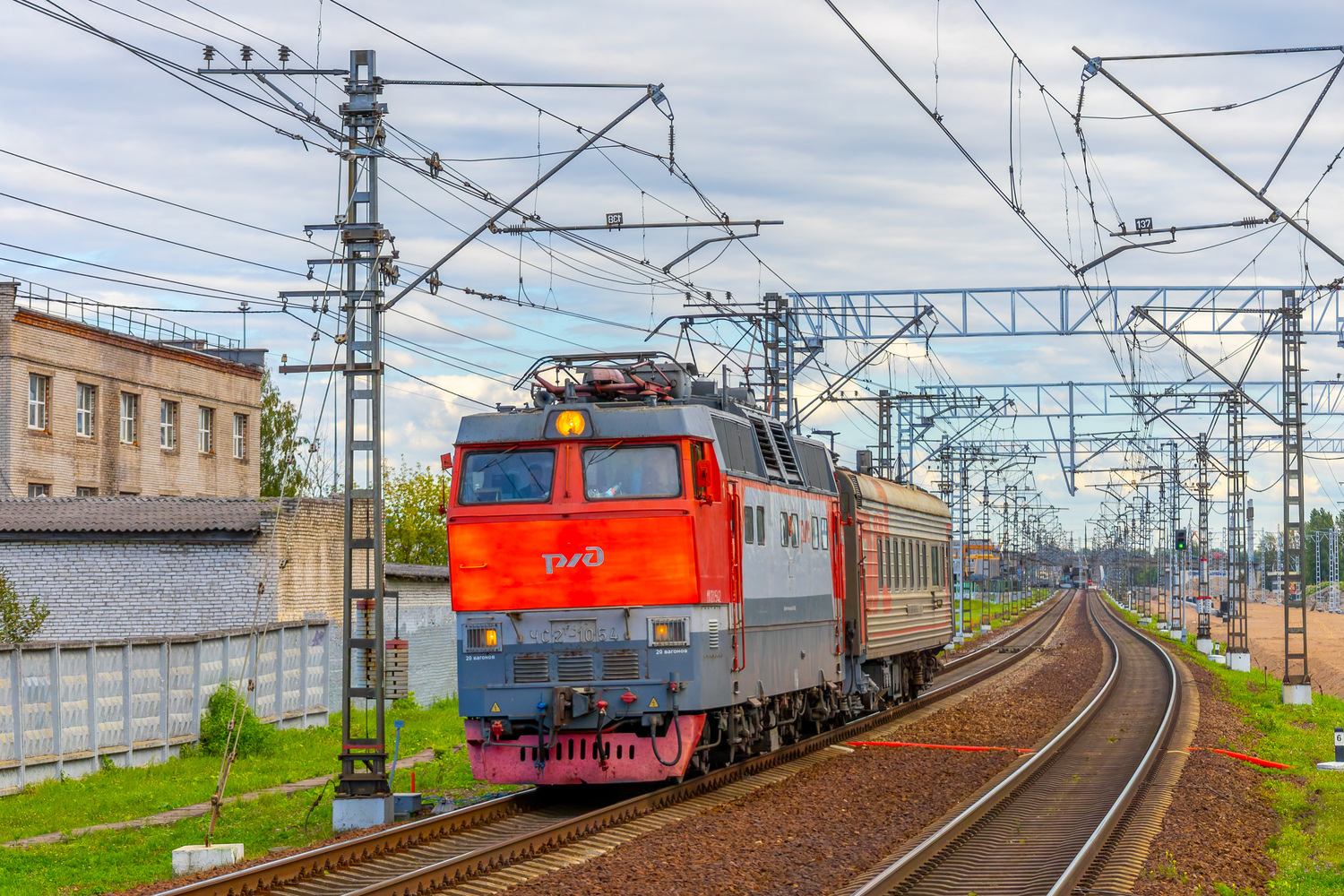 ЧС2Т-1054