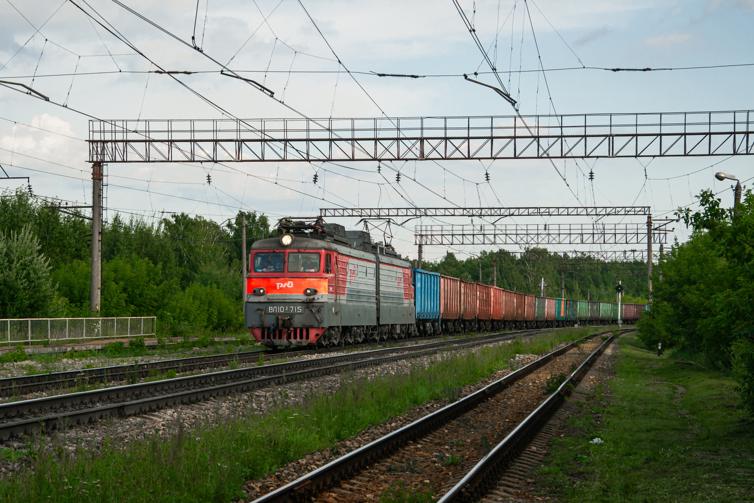ВЛ10У-715