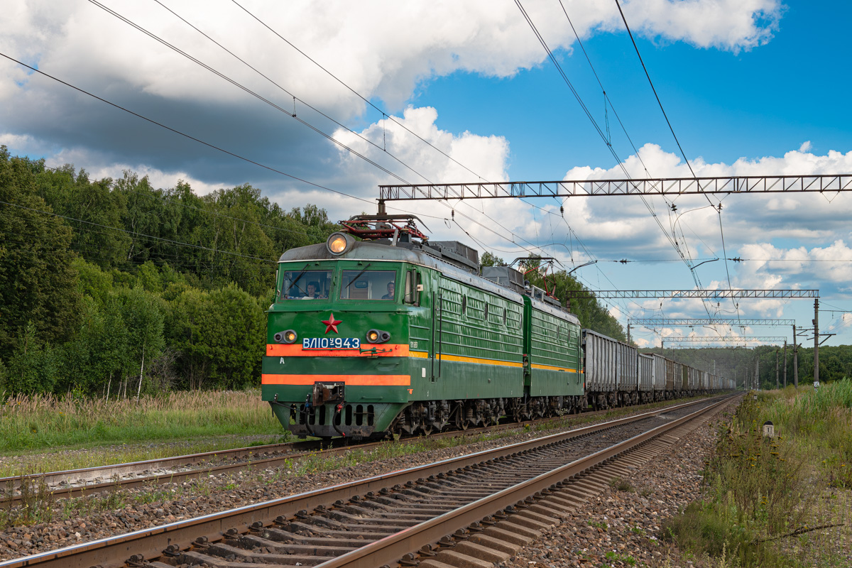 ВЛ10У-943