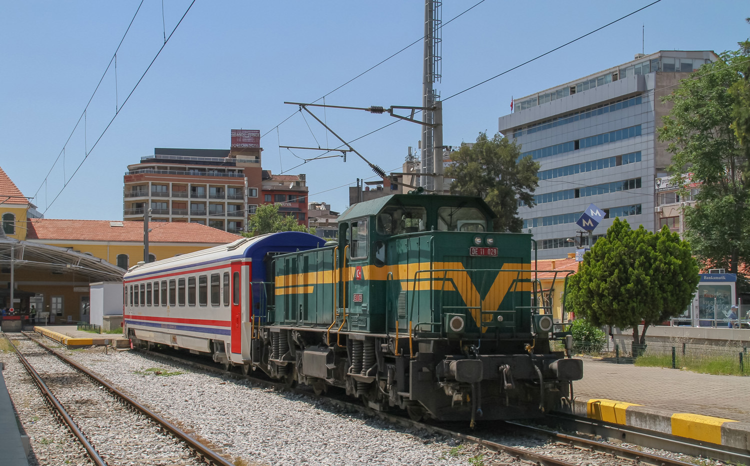 DE11029