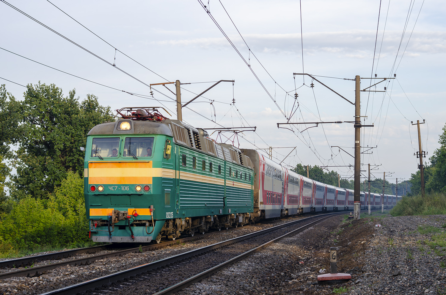 ЧС7-106