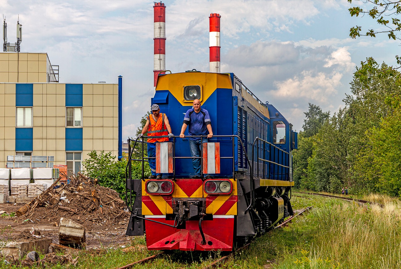 ТЭМ2У-8956