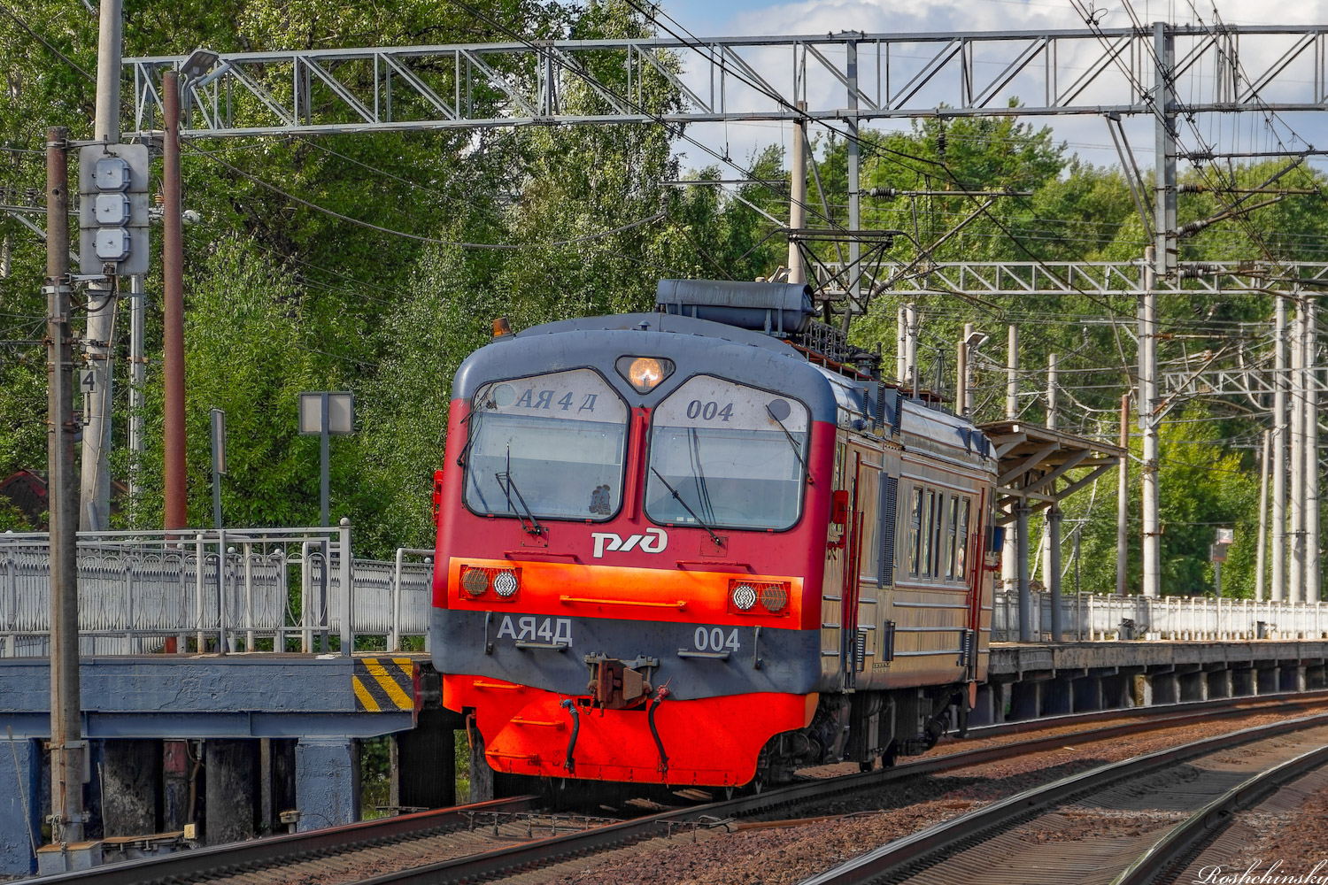 АЯ4Д-004