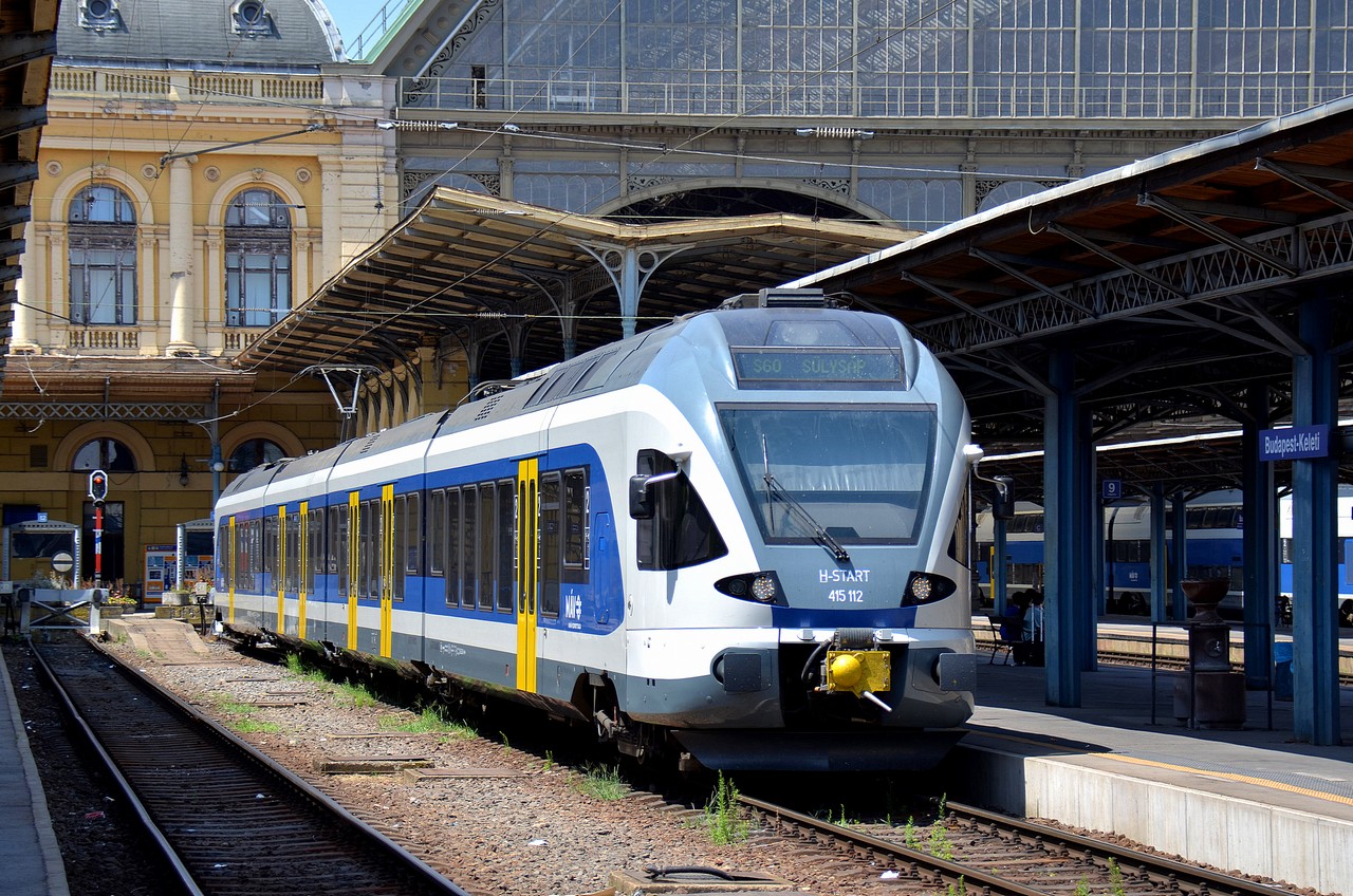 415 112