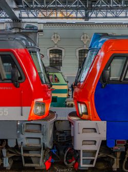 ЭП20-076 (Московская железная дорога); ЭП20-001 (Московская железная дорога); ЧС7-144 (Московская железная дорога); Разные фотографии