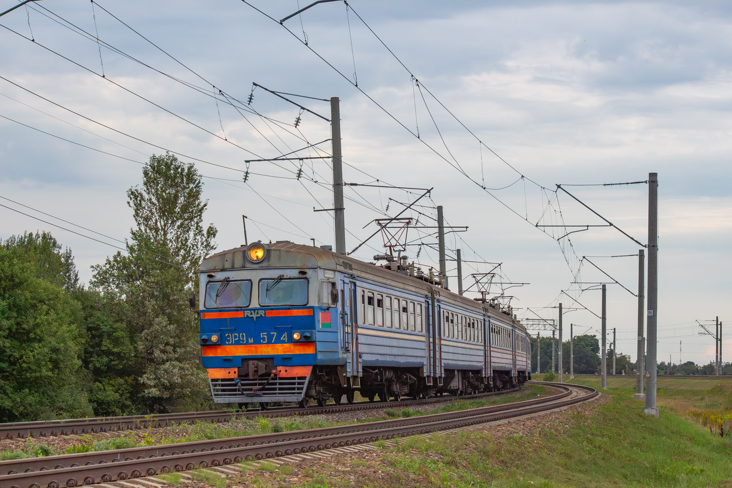 ЭР9М-574