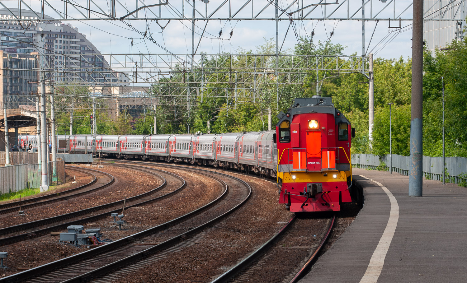 ТЭМ18ДМ-2304