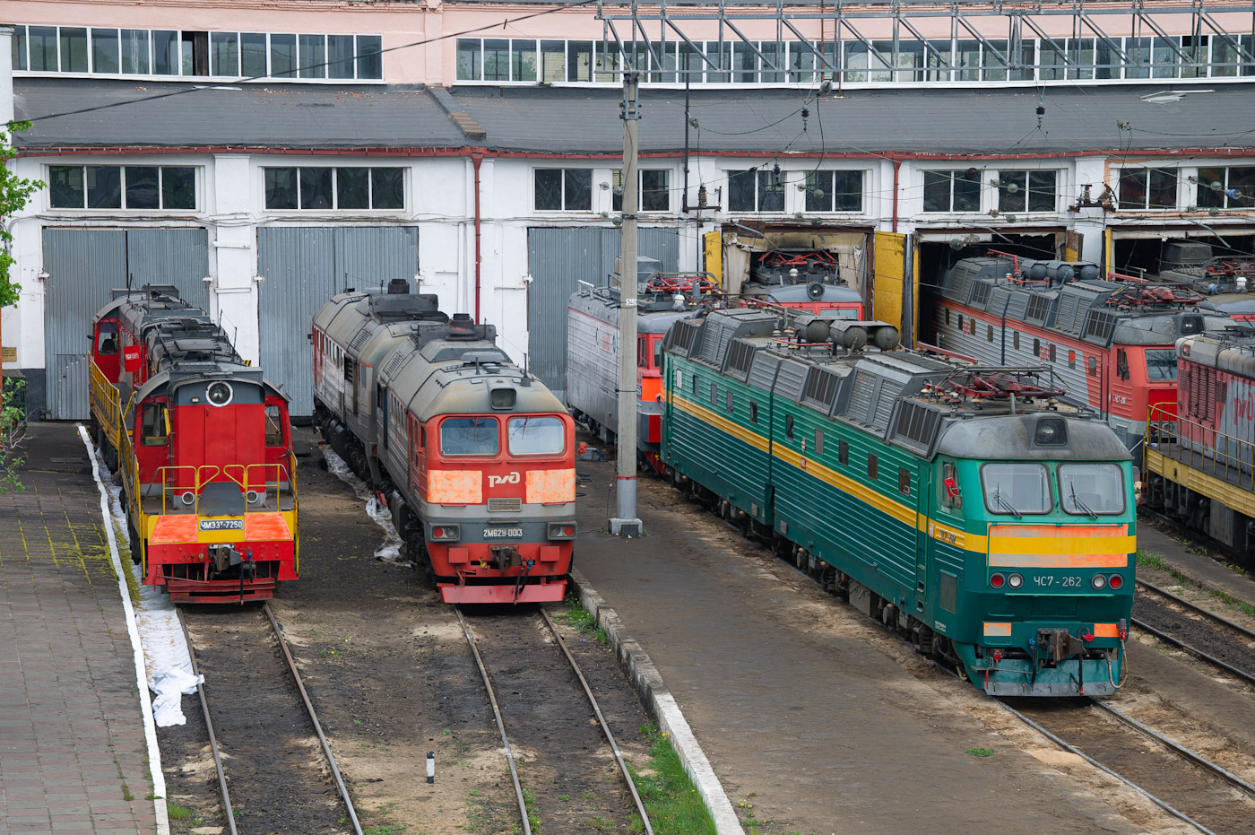 ЧМЭ3Т-7250; 2М62У-0013; ЧС7-262