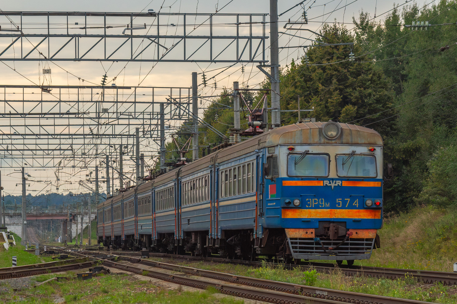 ЭР9М-574