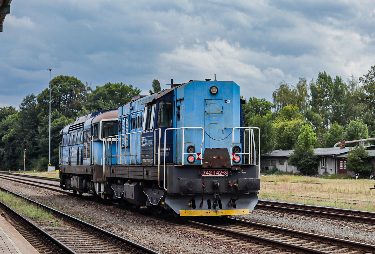 742 142-3