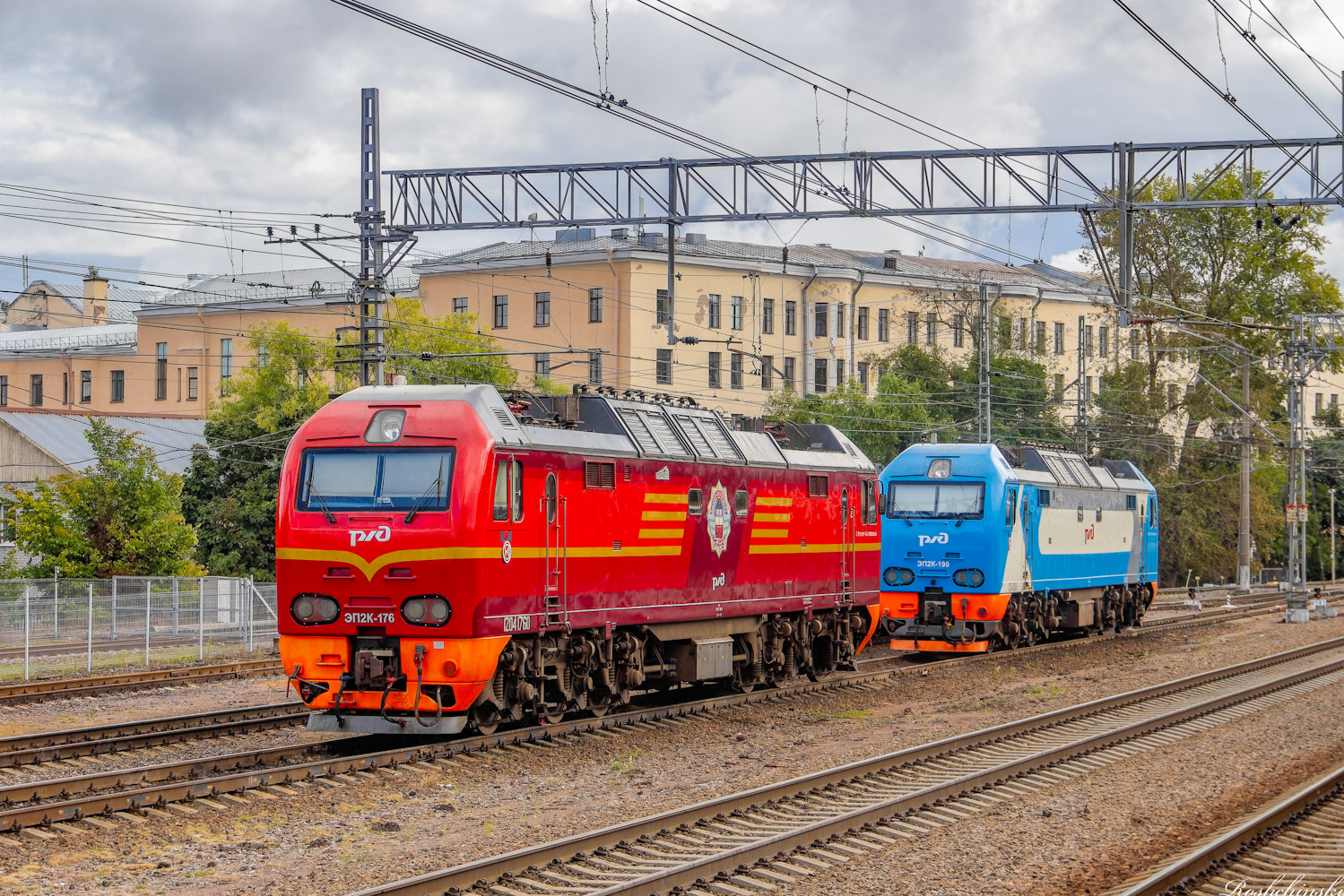 ЭП2К-176