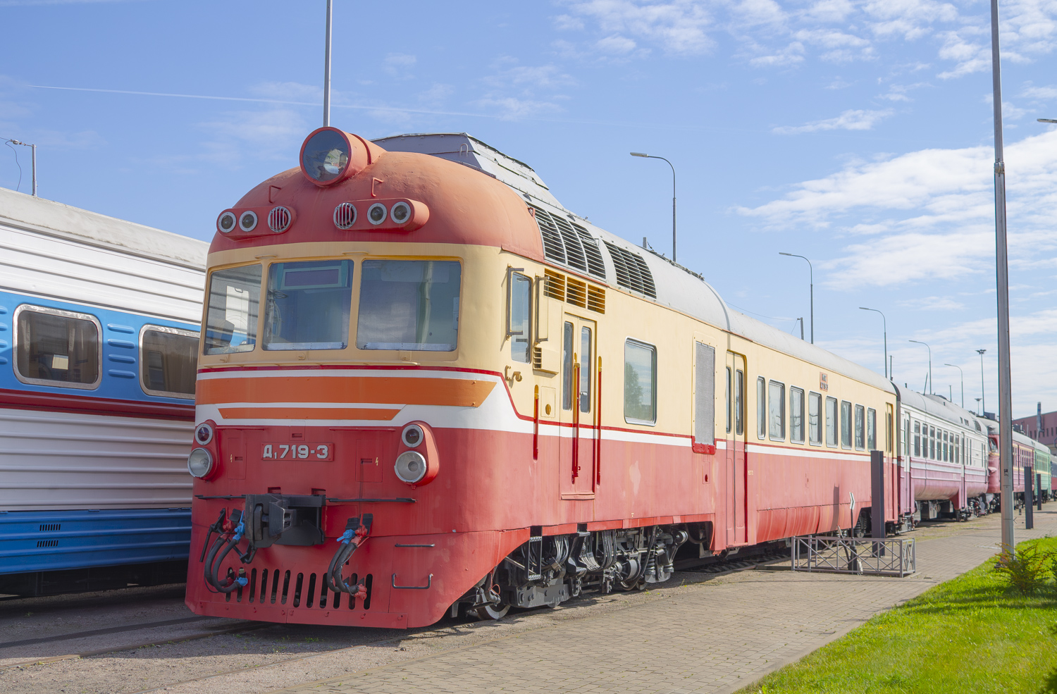 Д1-719