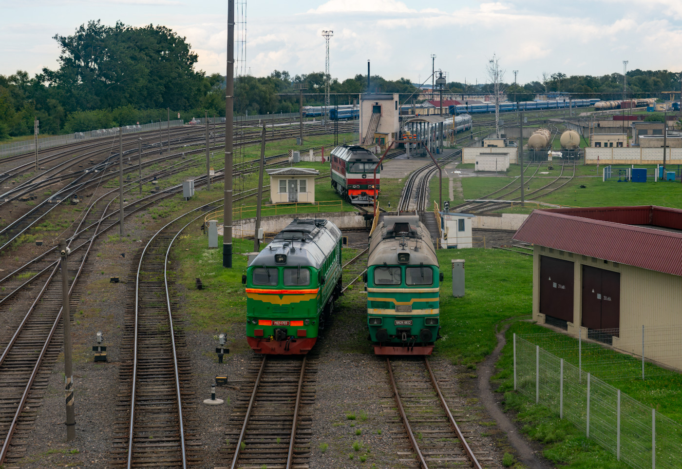 М62-1703; М62К-9832