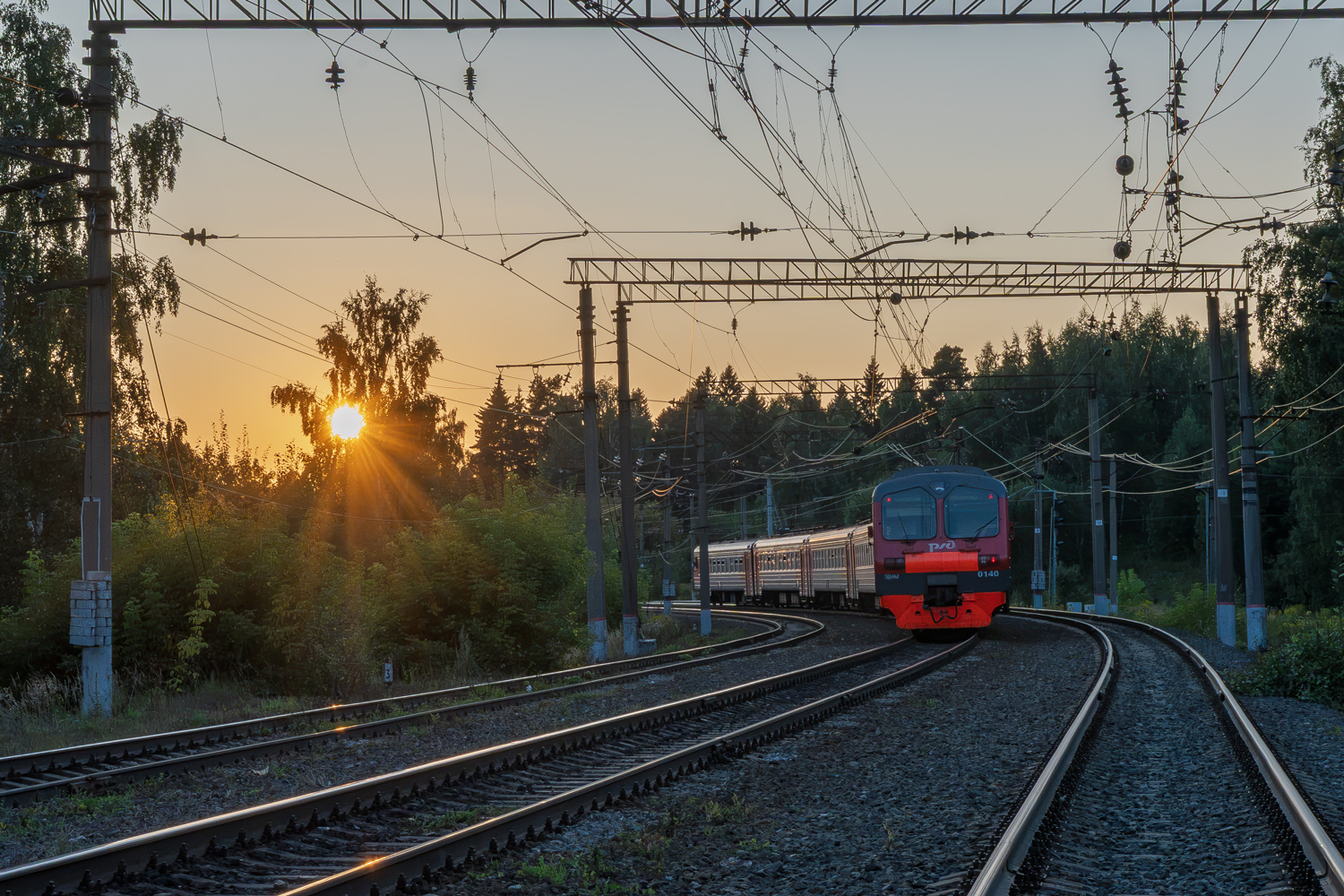 ЭД4М-0140; Фотозарисовки (Московская железная дорога)