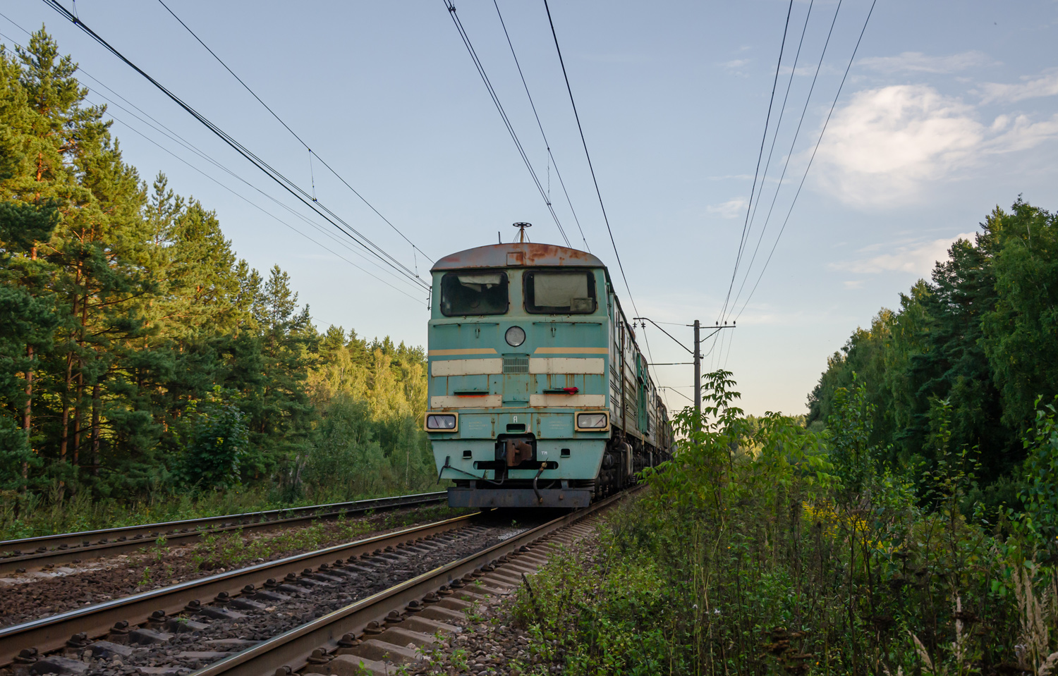 2ТЭ10М-2468