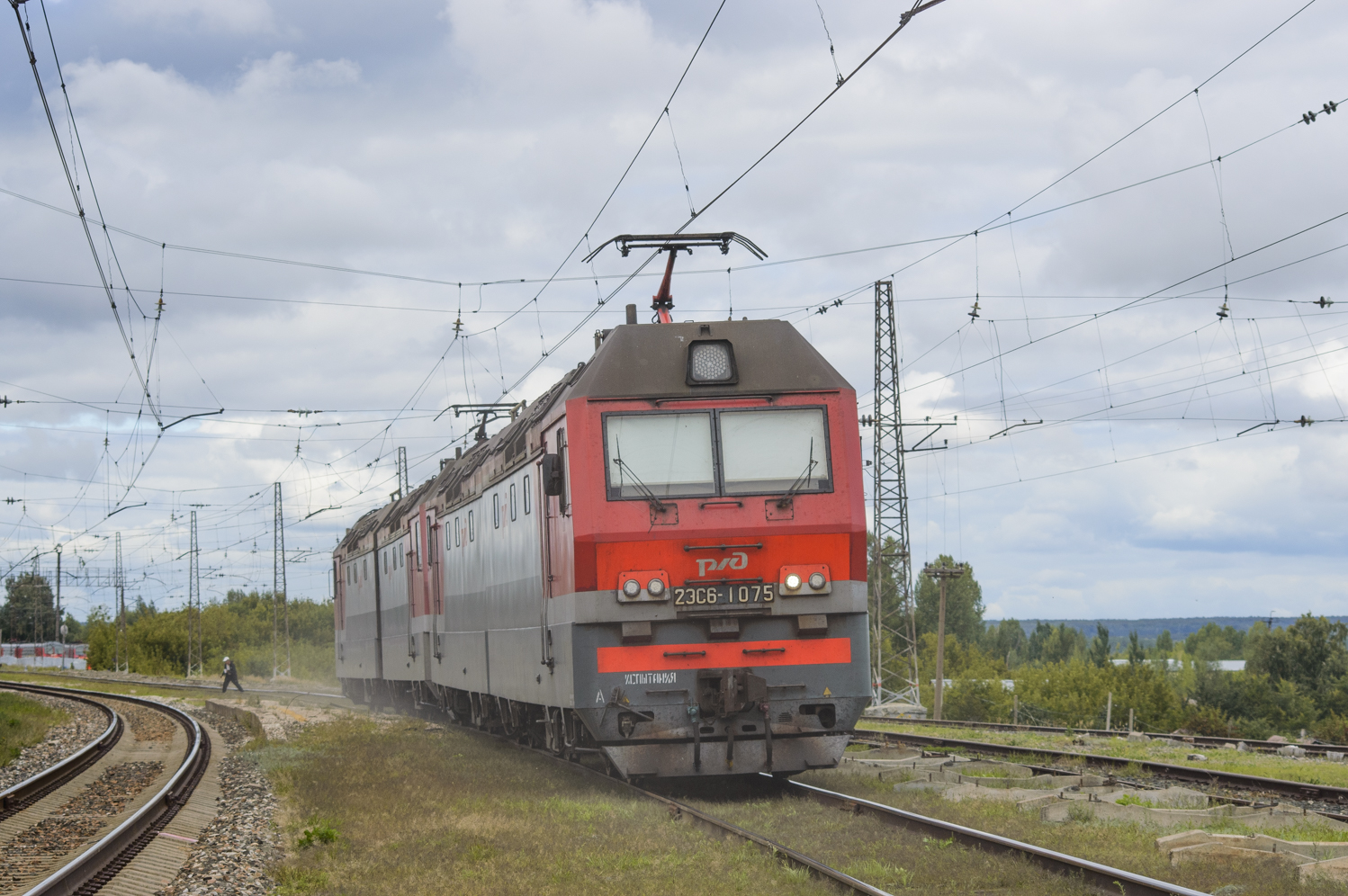 2ЭС6-1075