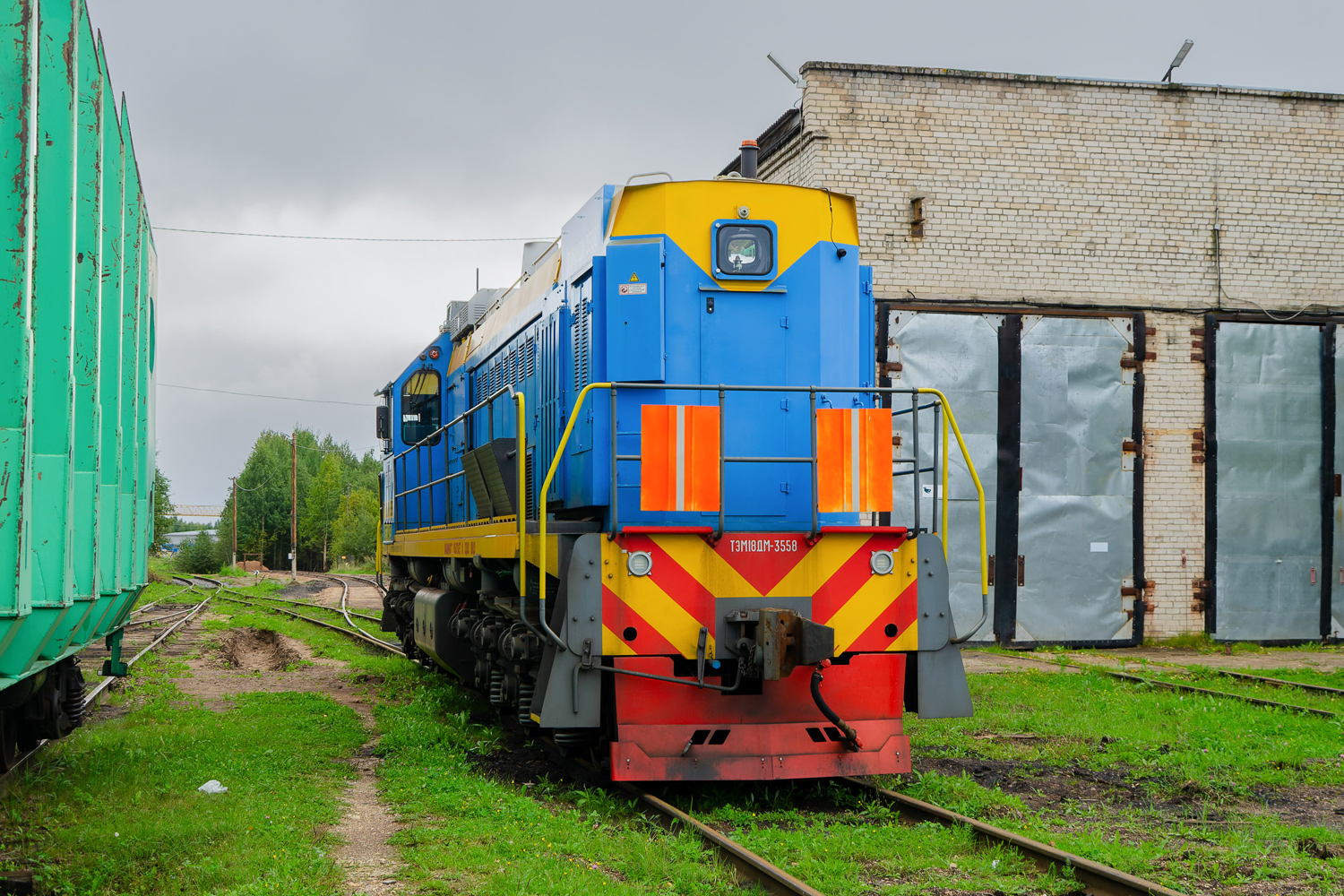 ТЭМ18ДМ-3558