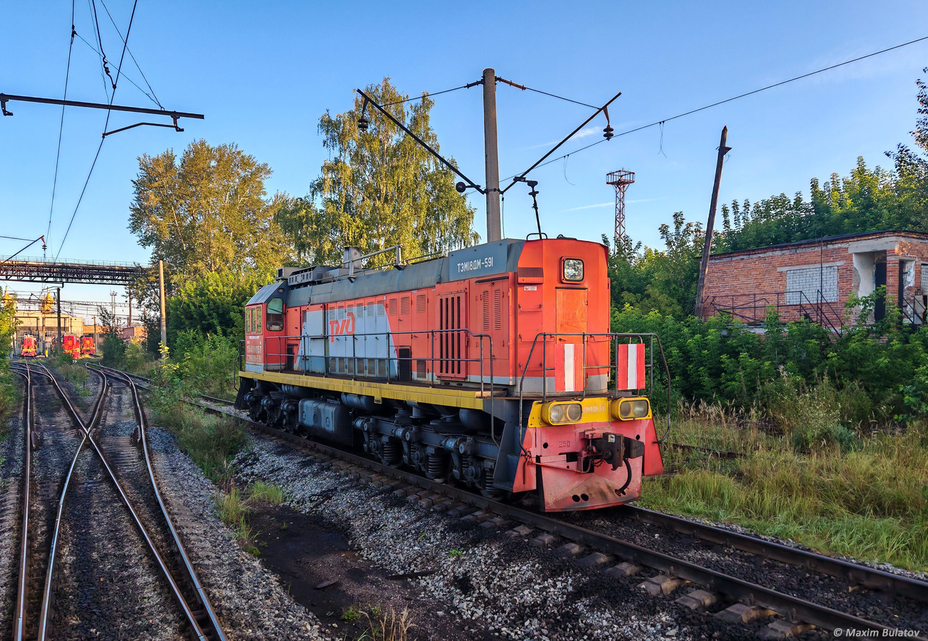 ТЭМ18ДМ-591