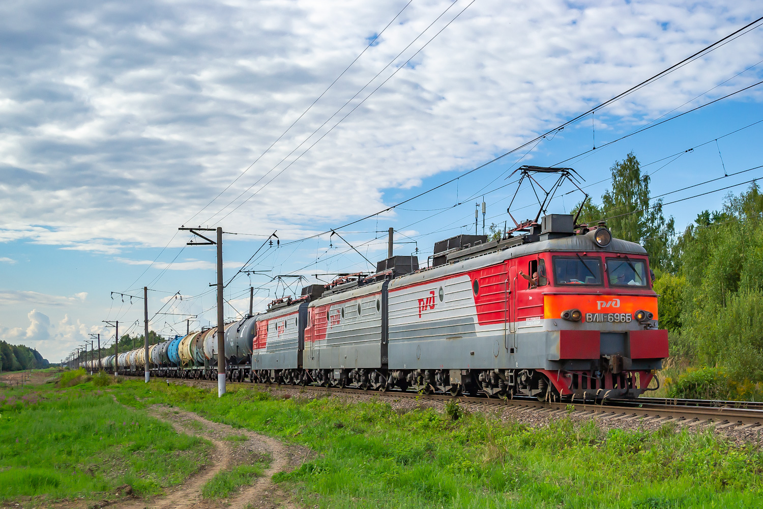 ВЛ11.8У-696