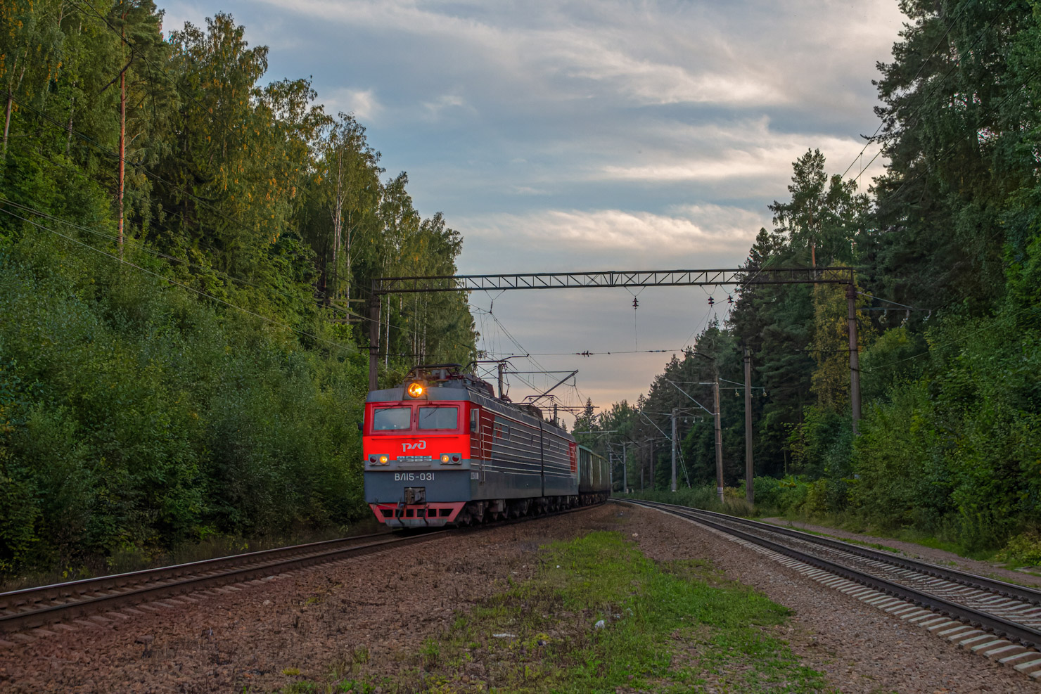 ВЛ15-031