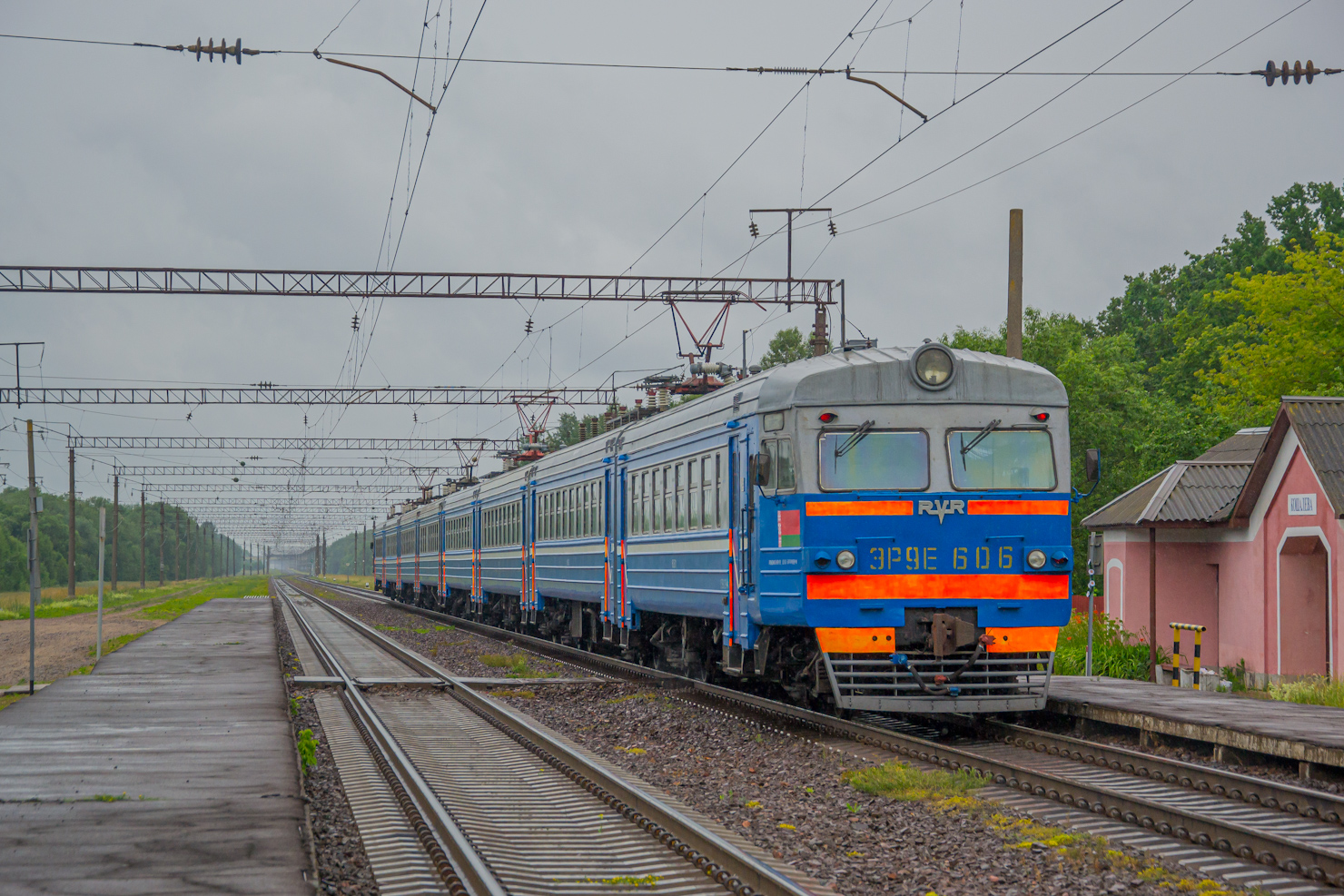 ЭР9Е-606