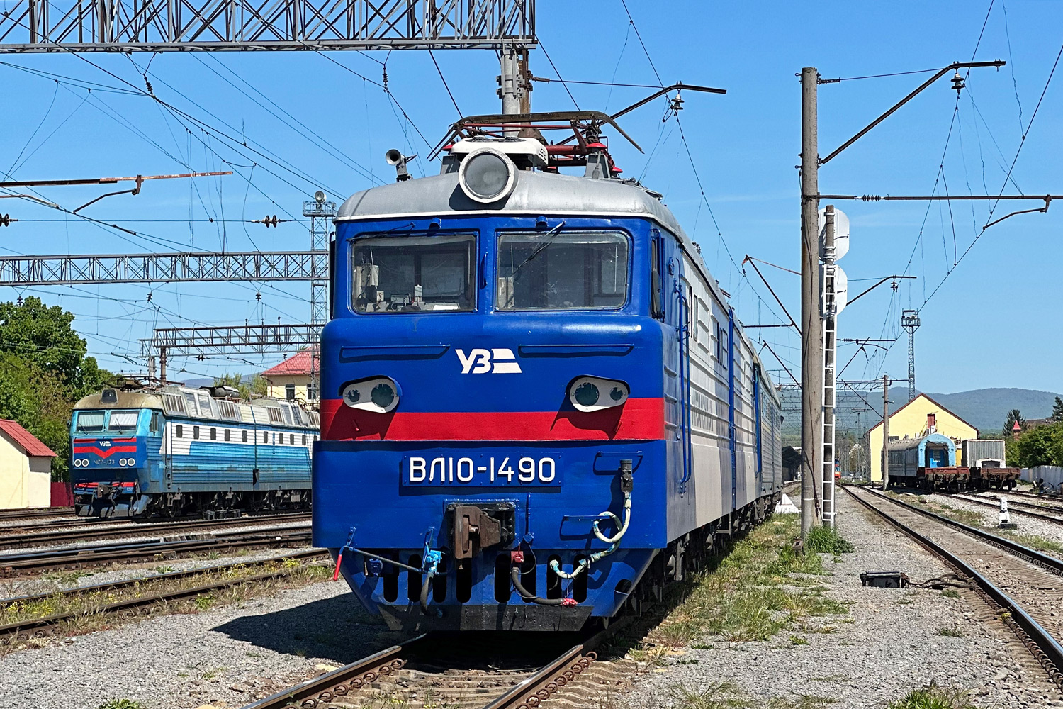 ВЛ10-1490