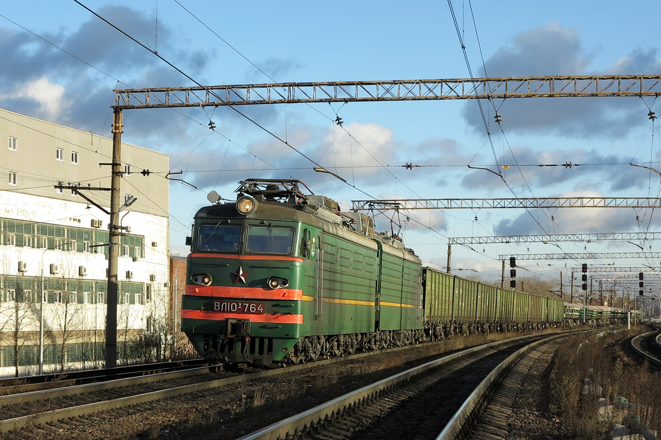 ВЛ10У-764
