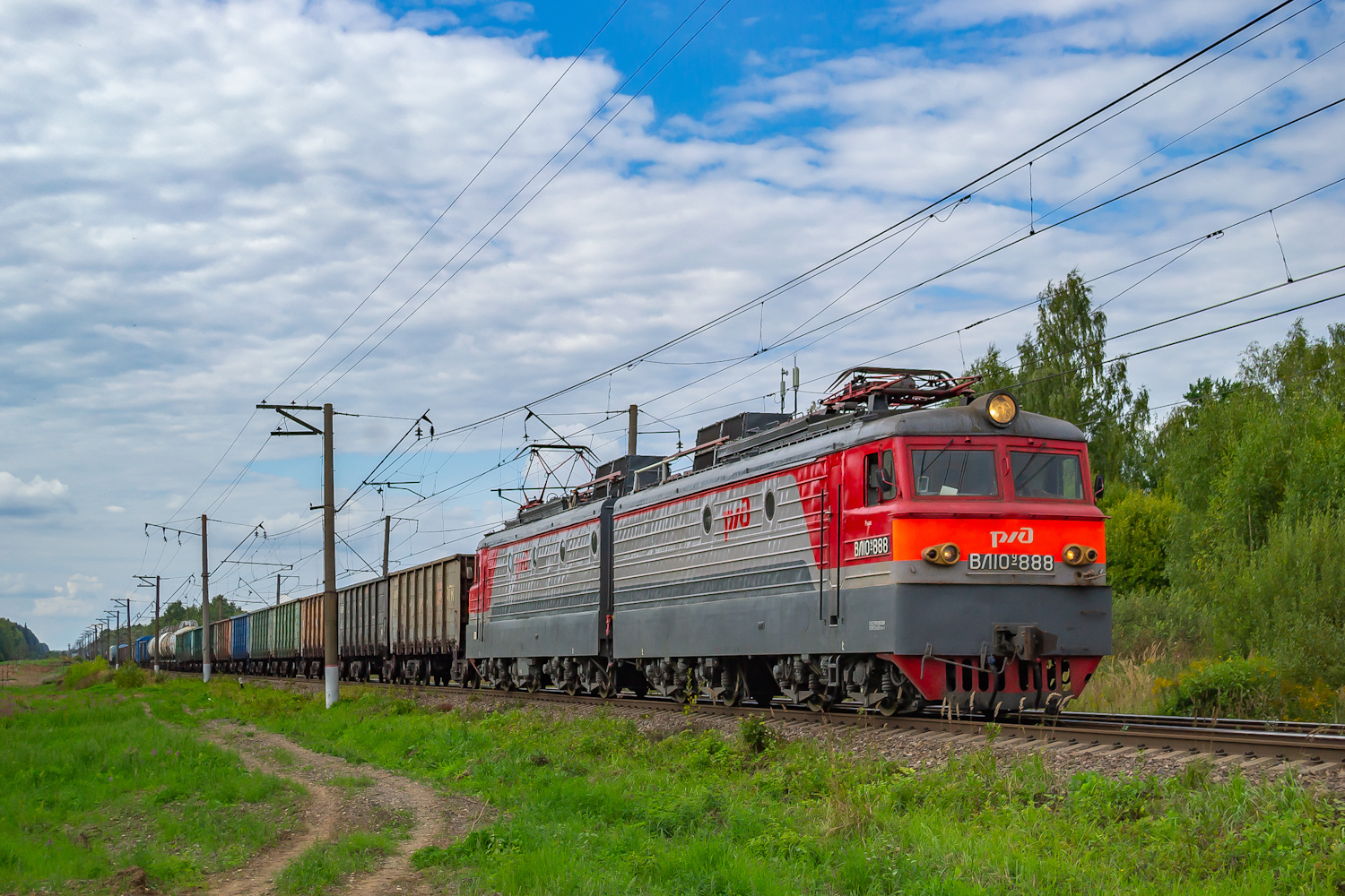 ВЛ10У-888