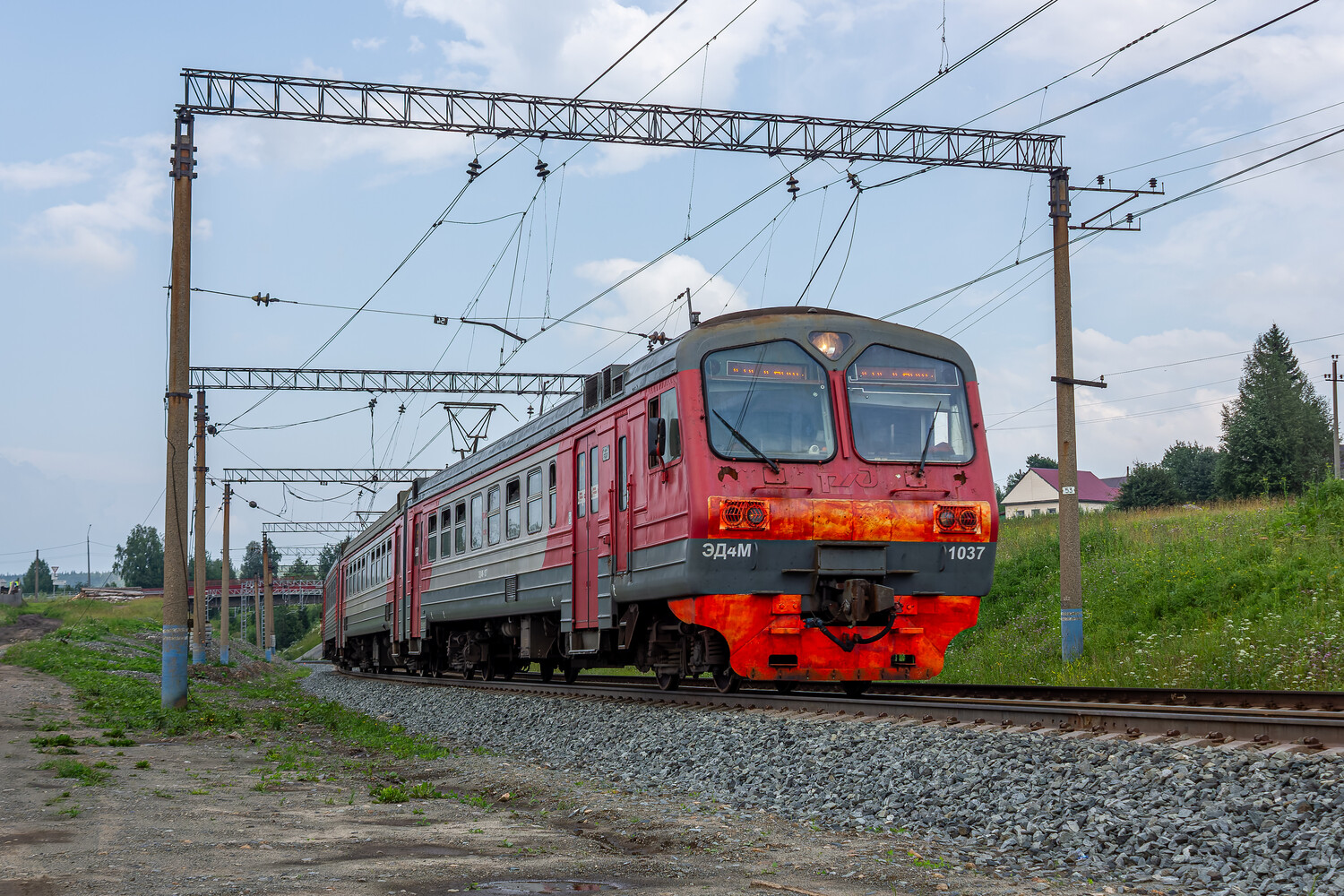 ЭД4М-1037