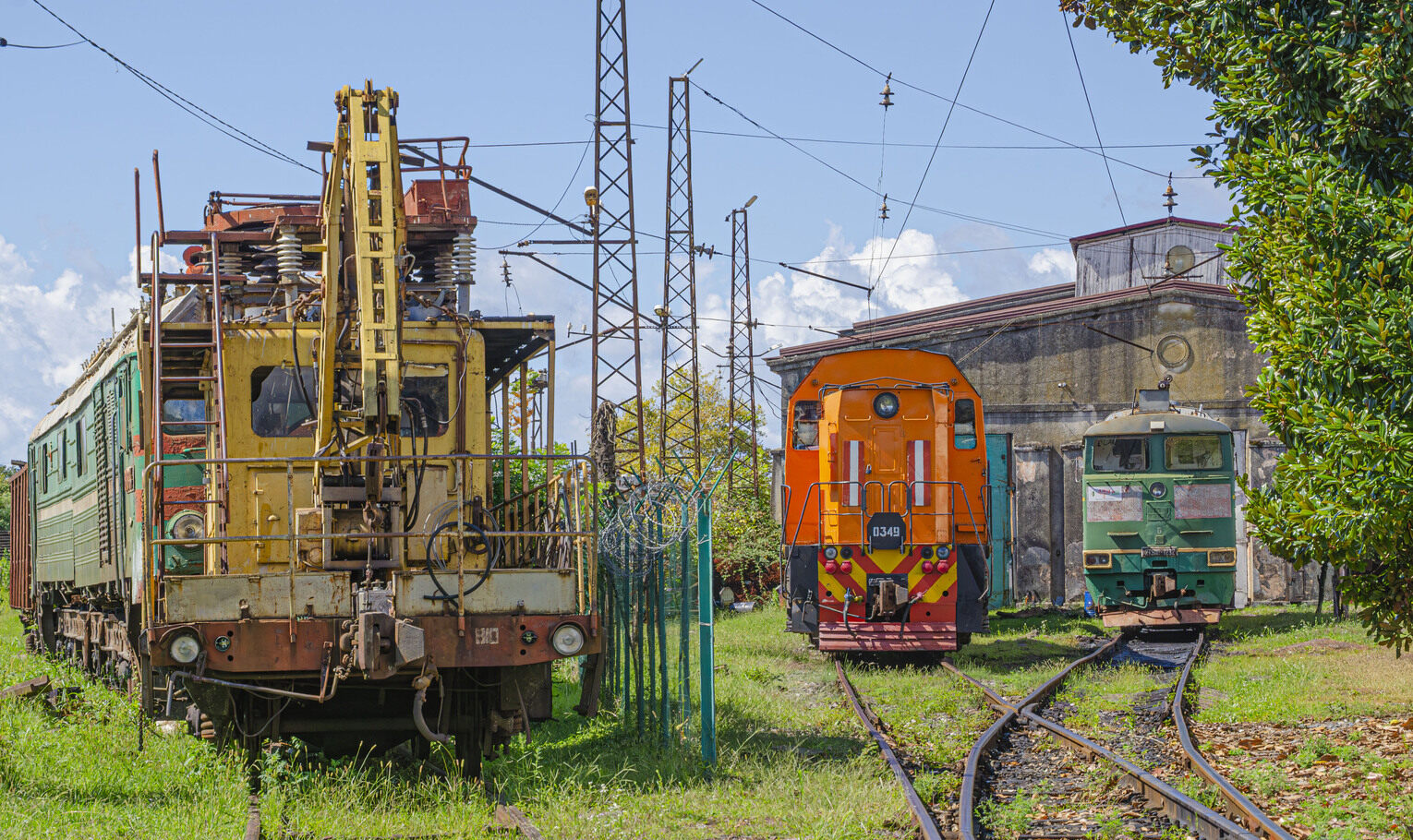 АГВ-810; ТЭМ7А-0349