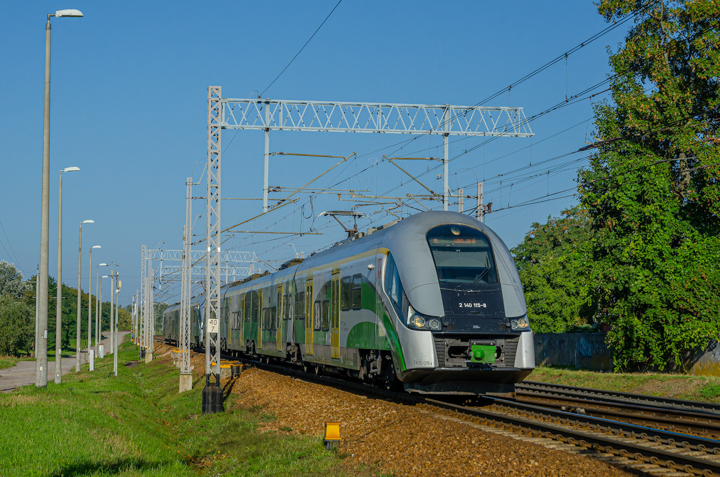 EN76-016