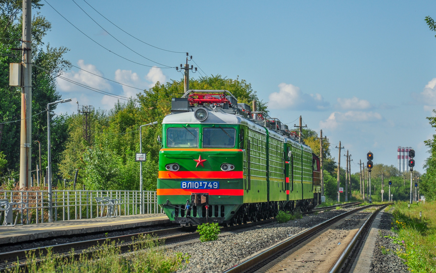 ВЛ10У-749