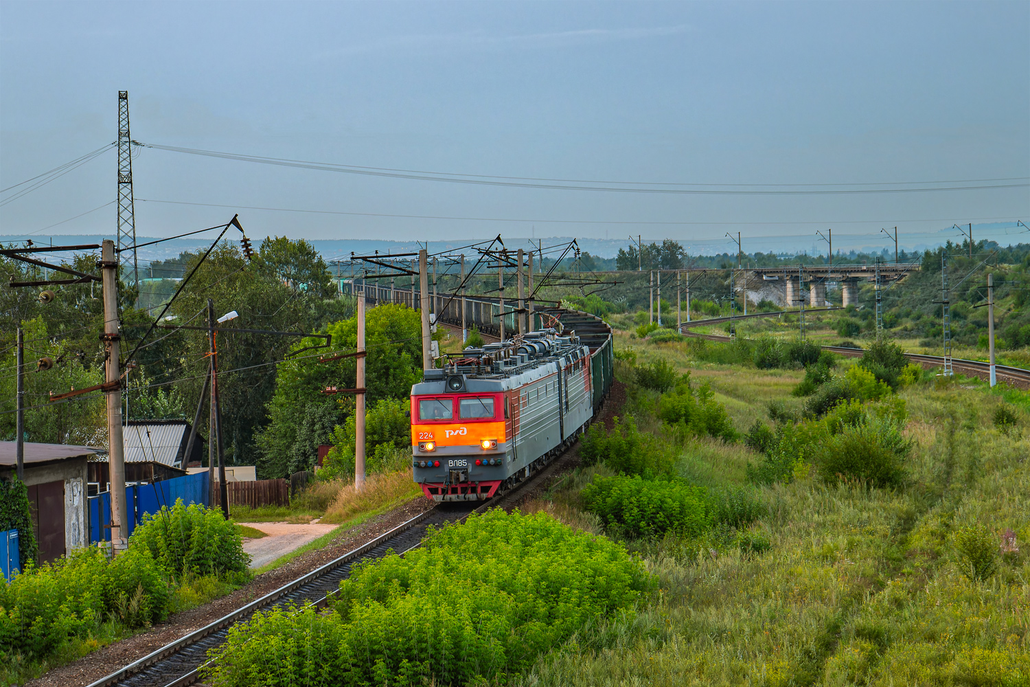 ВЛ85-224