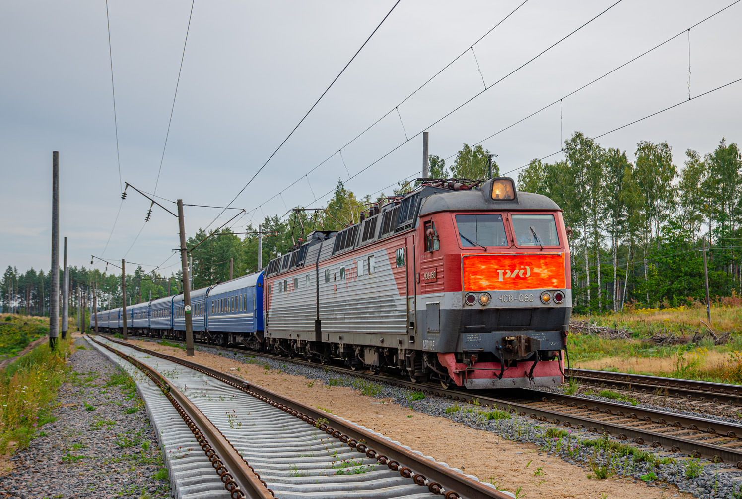 ЧС8-060