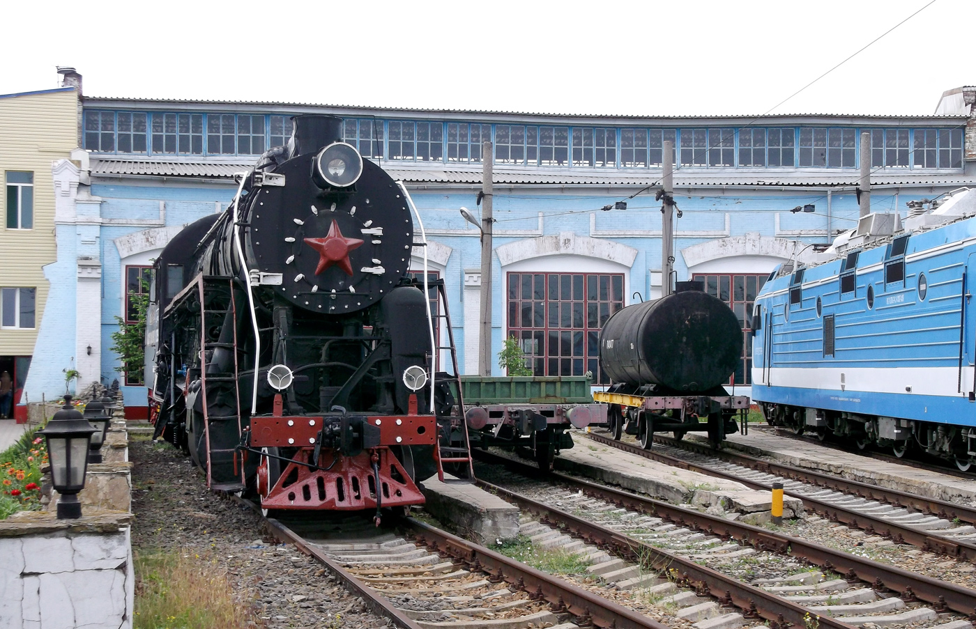 Л-0239